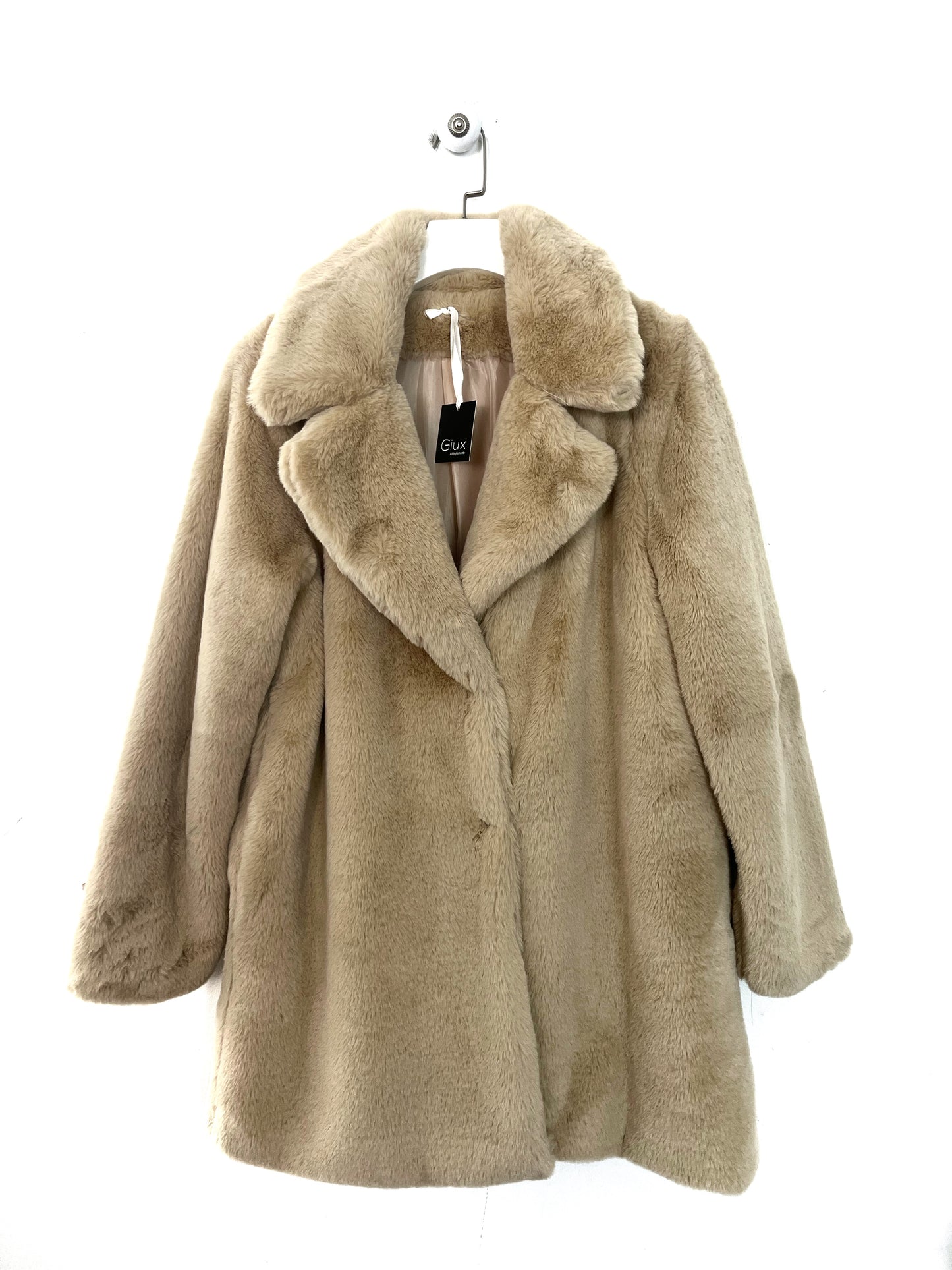 Cappotto in ecopelliccia