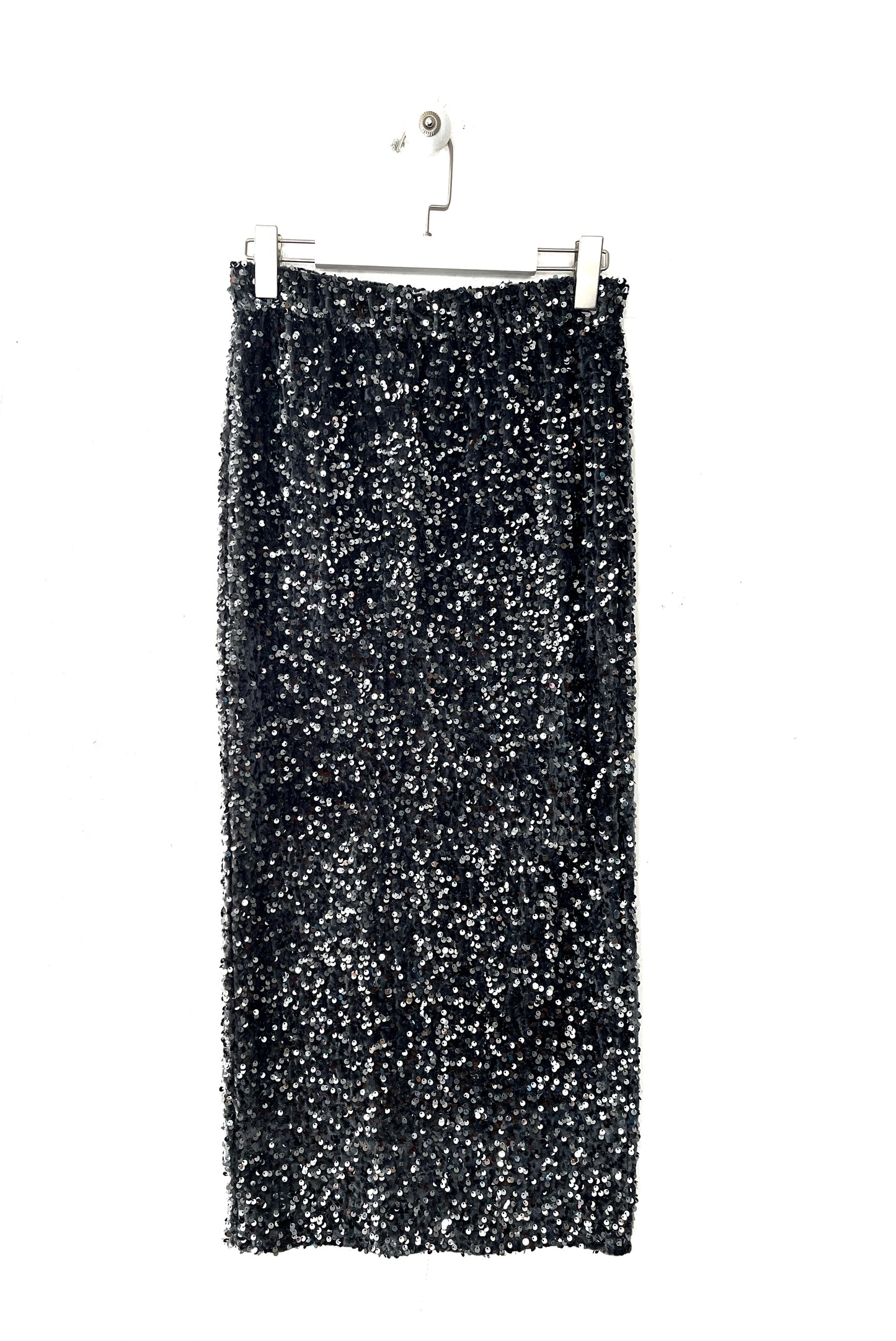 Tubino lungo in paillettes con spacco dietro