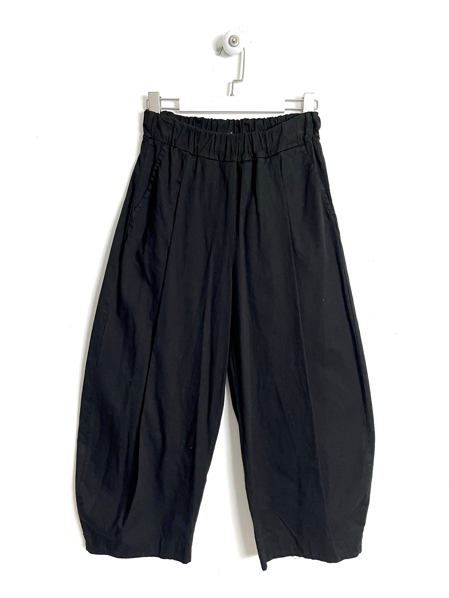 Pantalone Carrot con pence