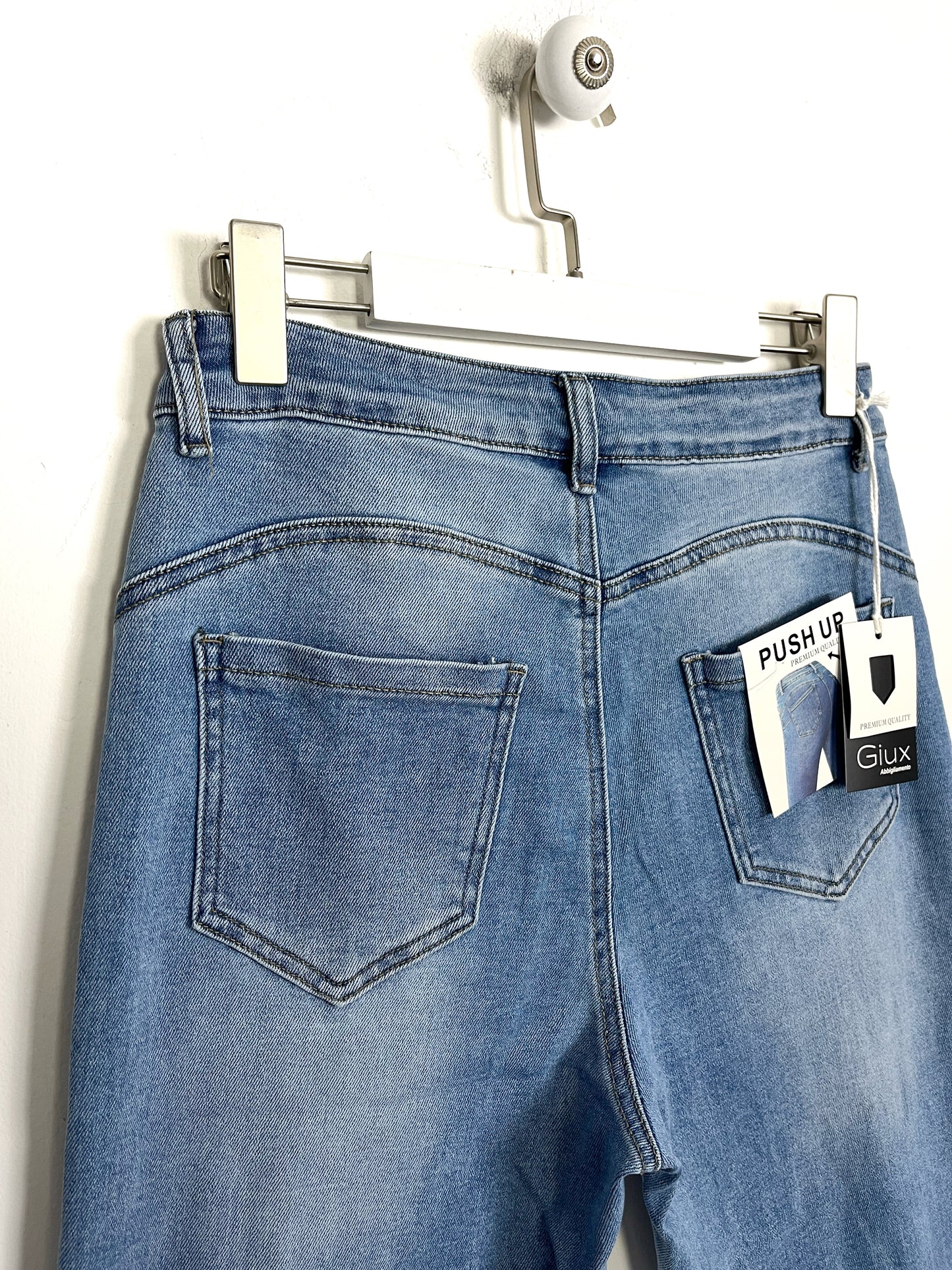 Jeans Mum Fit strappati Lovely