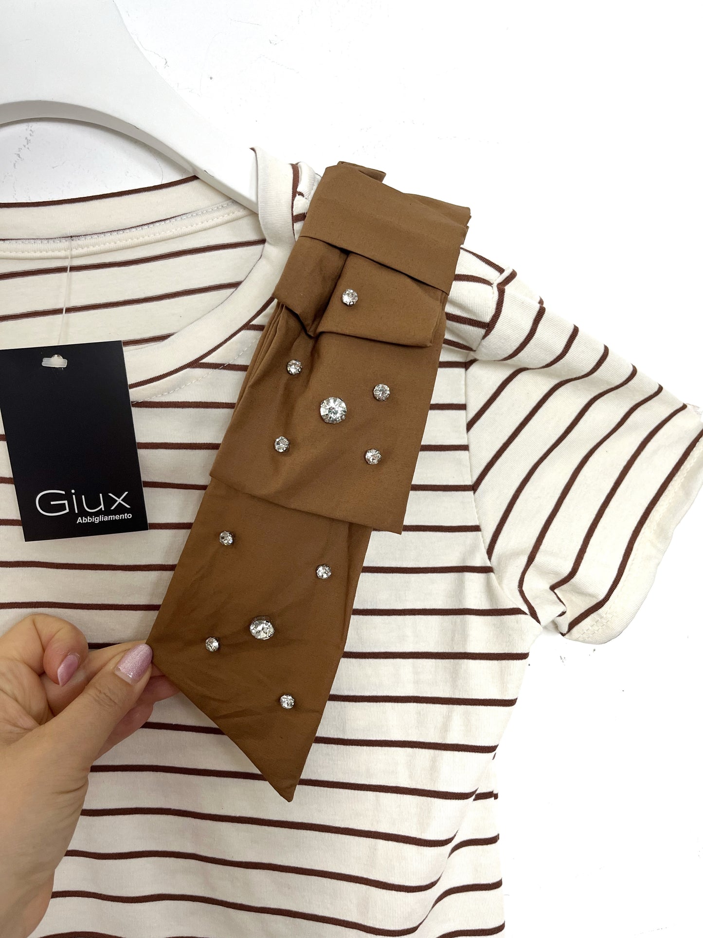 T-shirt con Fiocco e Strass