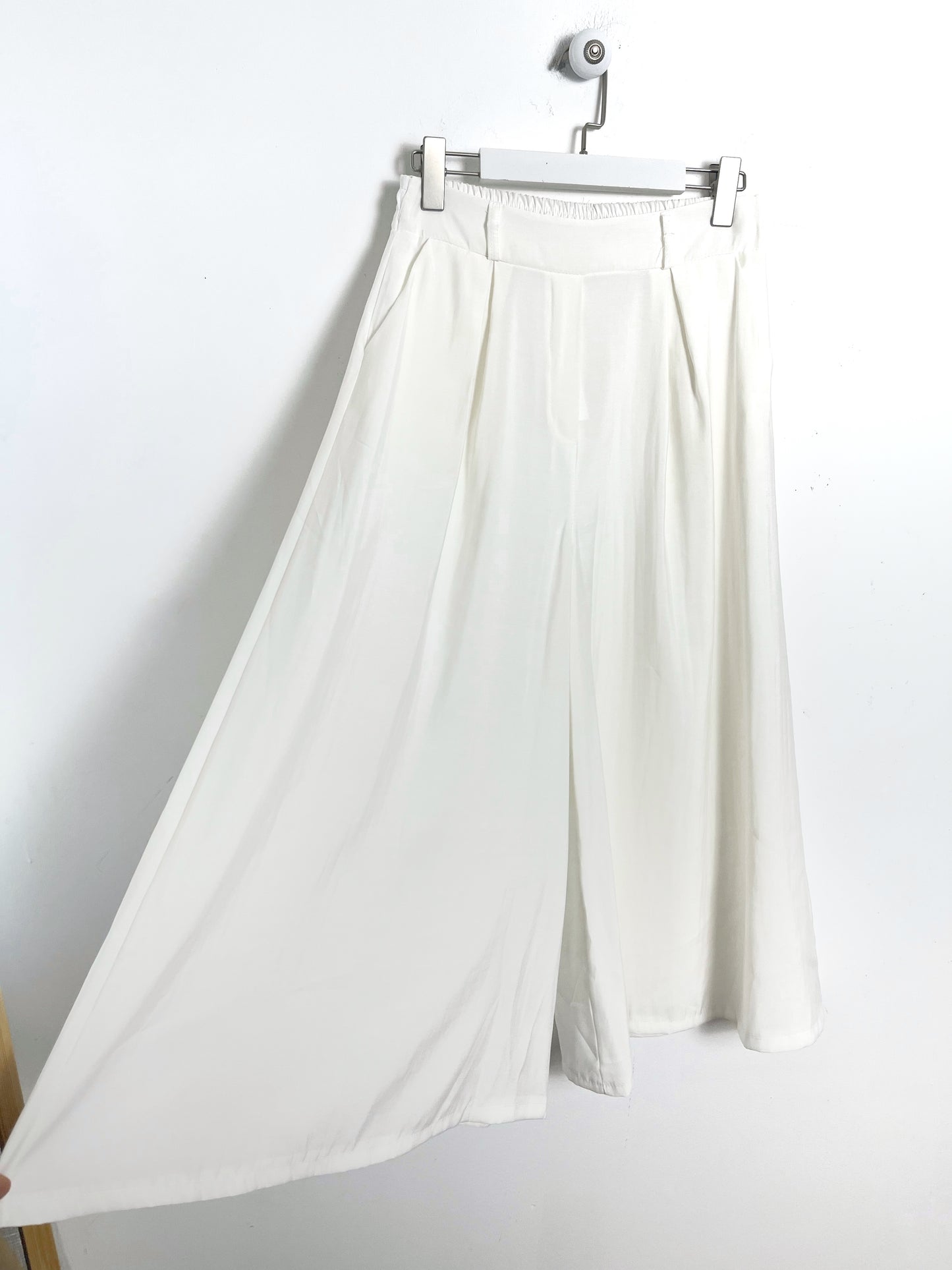 Pantalone gamba ampia