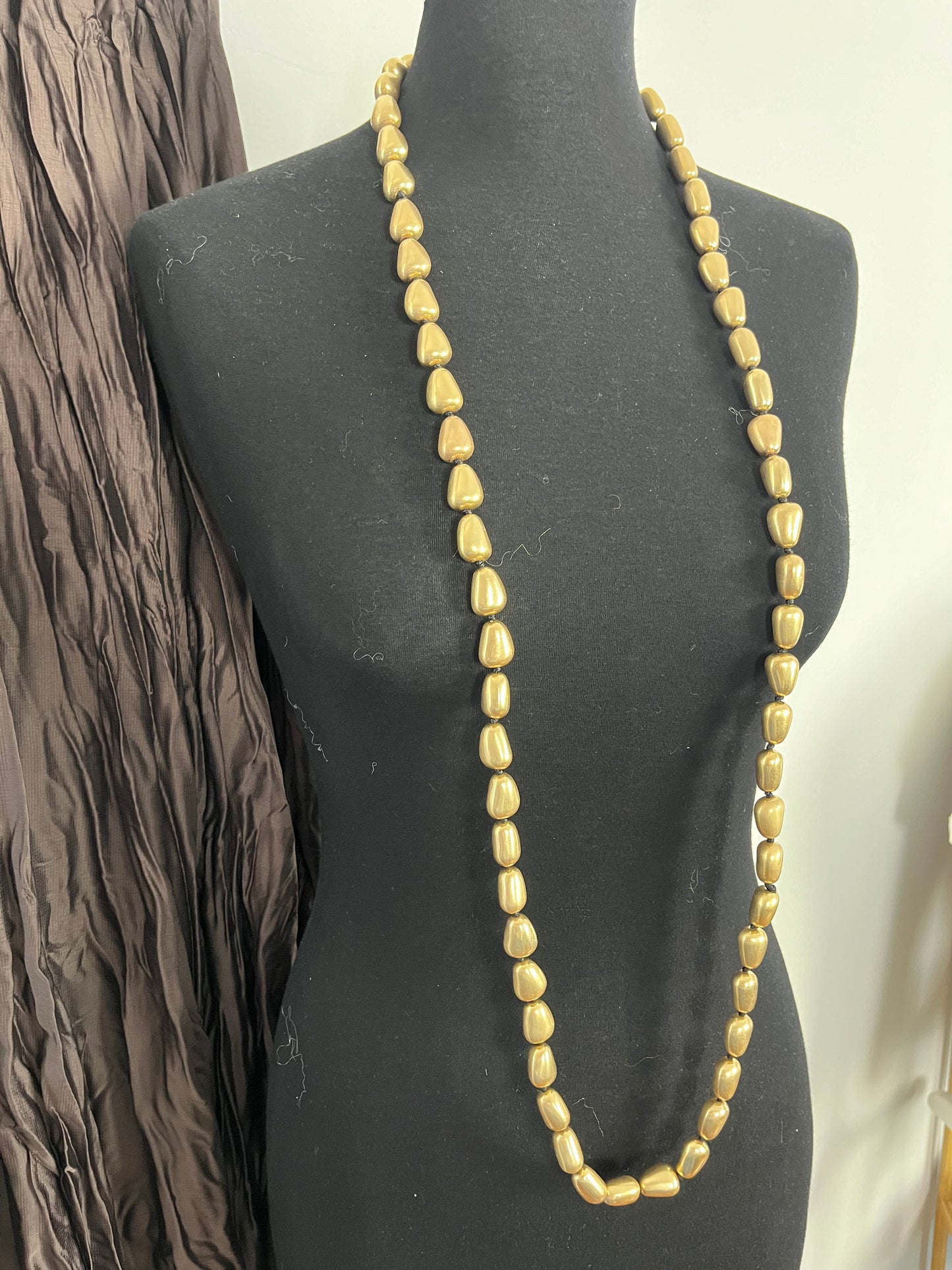Collana Almond