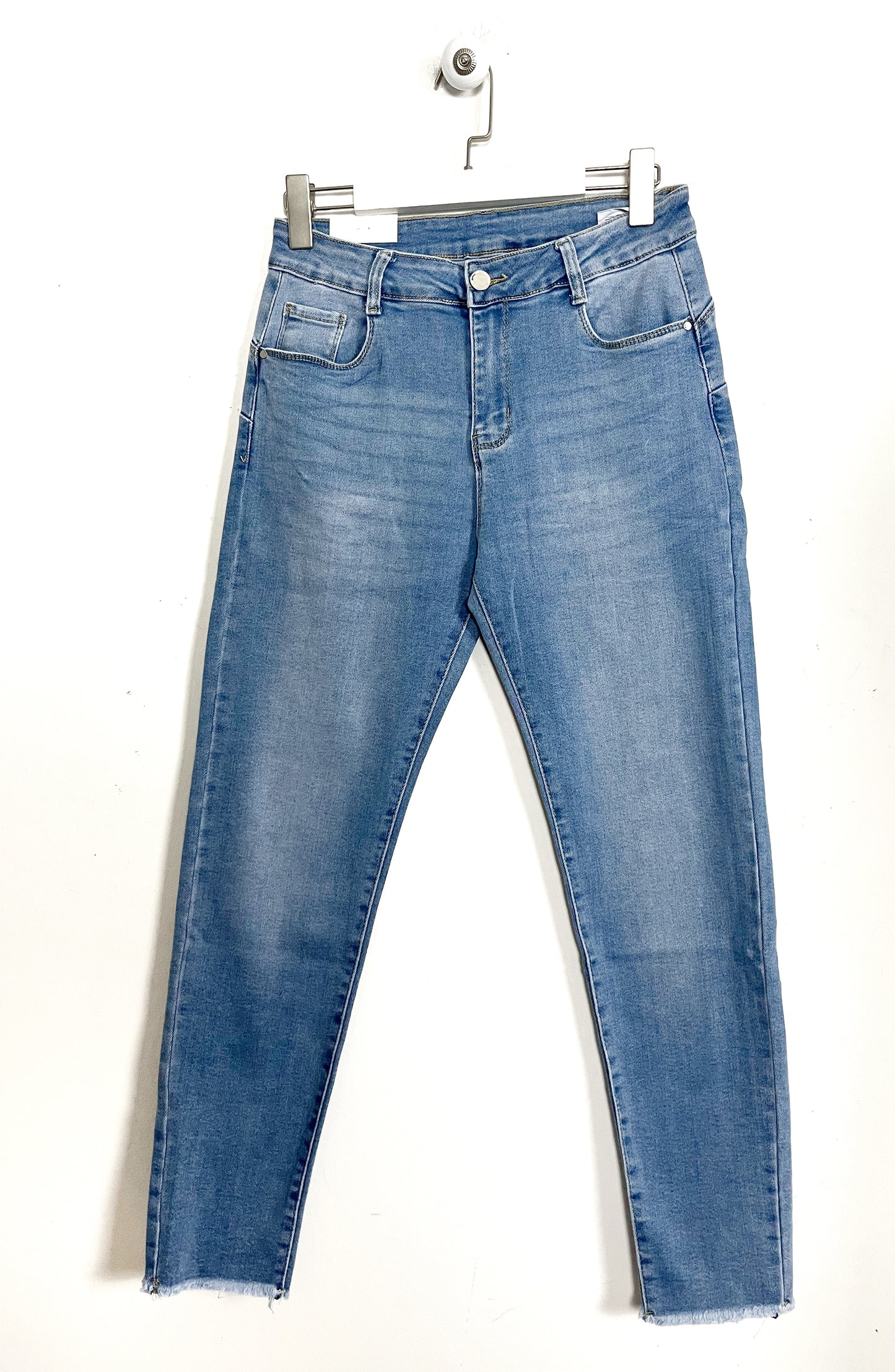 Jeans skinny Sfrangiato Azzurro ⚫️