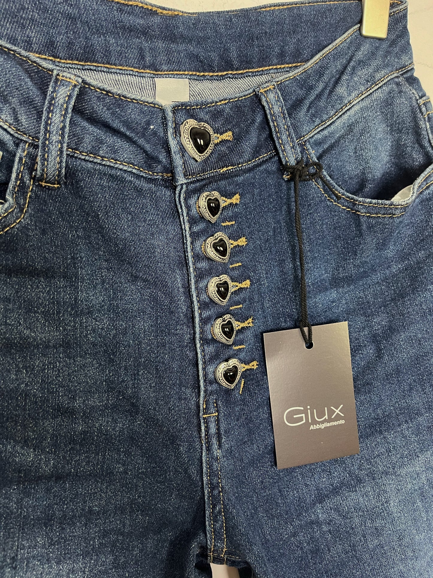 Jeans bottoni gioiello scuri ⬛️