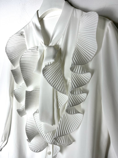 Camicia in georgette con volant e fiocco tinta unita