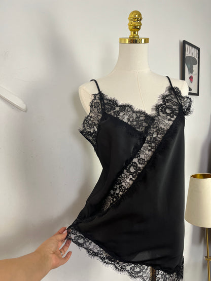 Top con pizzo ⬛️