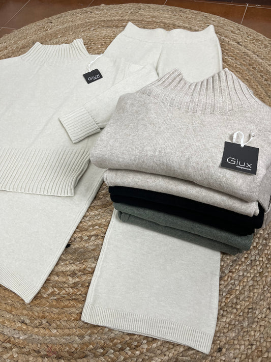 Completo maglia lupetto