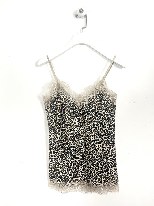 Top con pizzo maculato