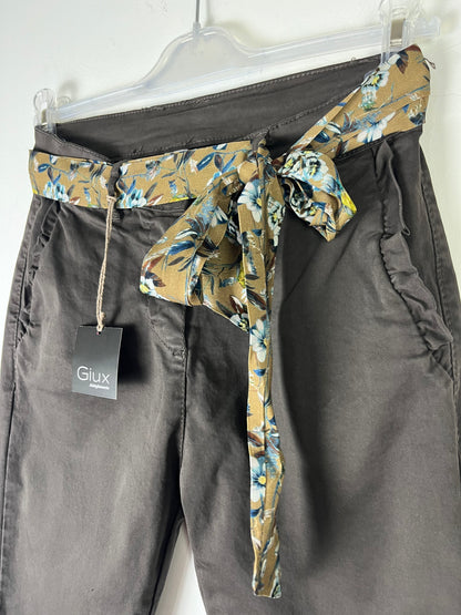 Pantalone Arriccio 🍁casual, gamba a sigaretta, vita alta tinta unita