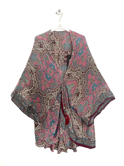 Kimono corto Vicbee con lacci