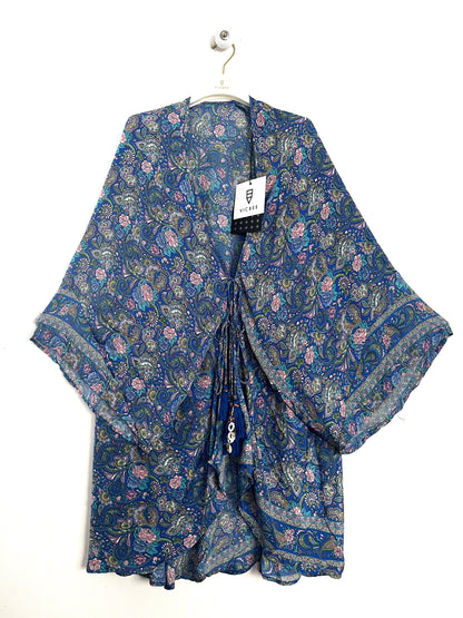 Kimono corto Vicbee con lacci