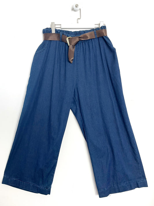 Pantaloni ampi in denim