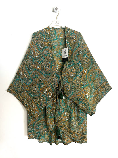 Kimono corto Vicbee con lacci