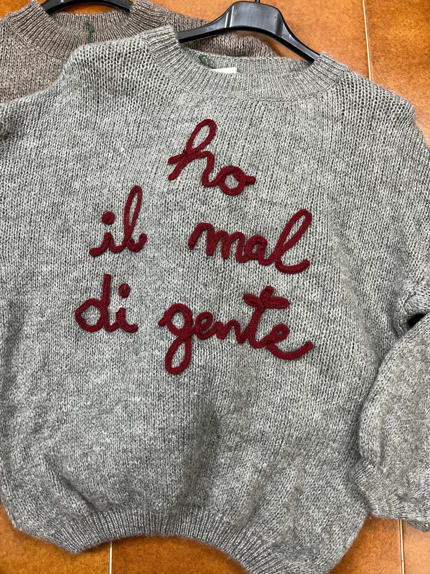 Maglioncino Ho il mal di gente ⚫️
