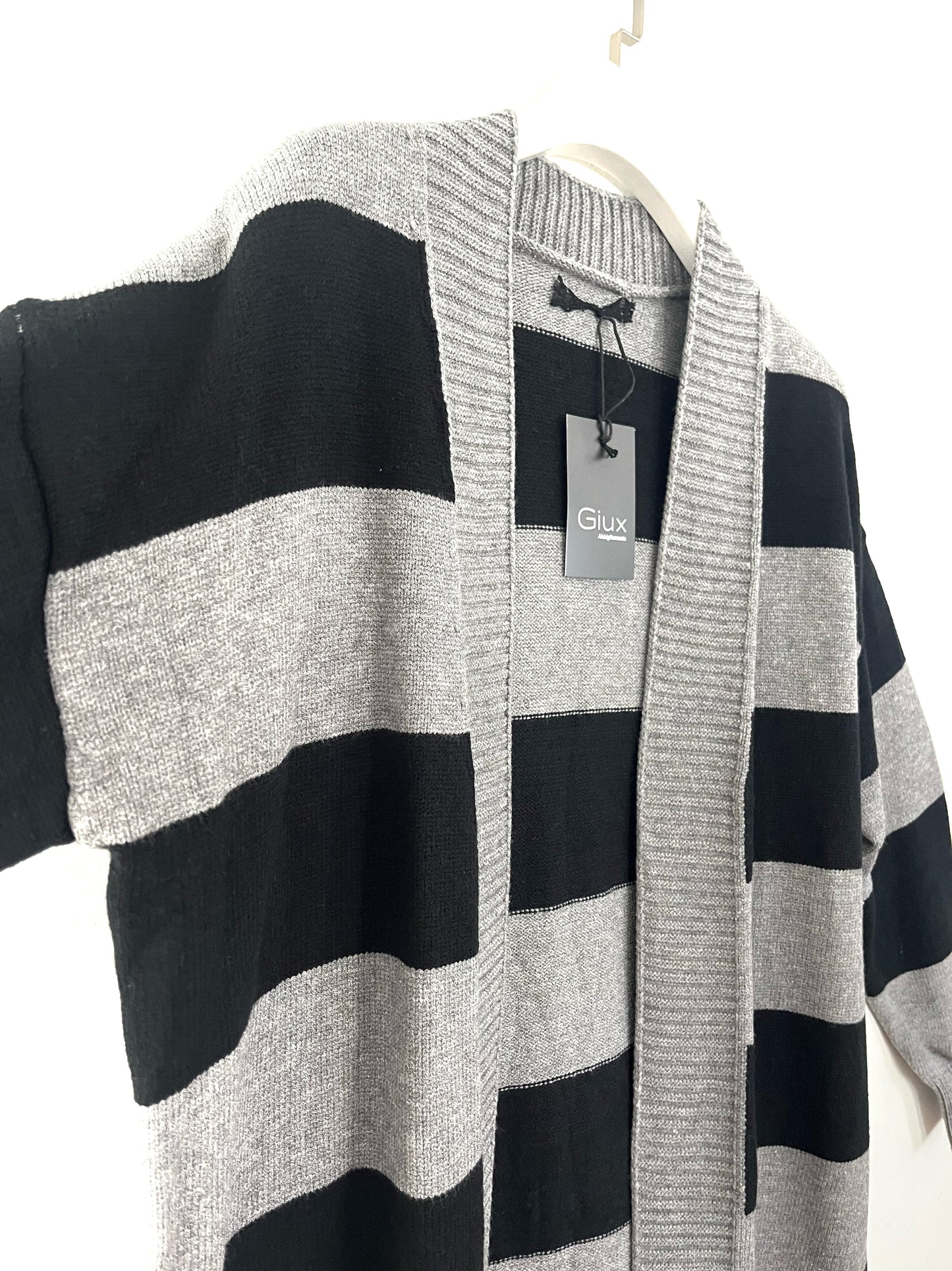 Cardigan lungo rigato ⬛️