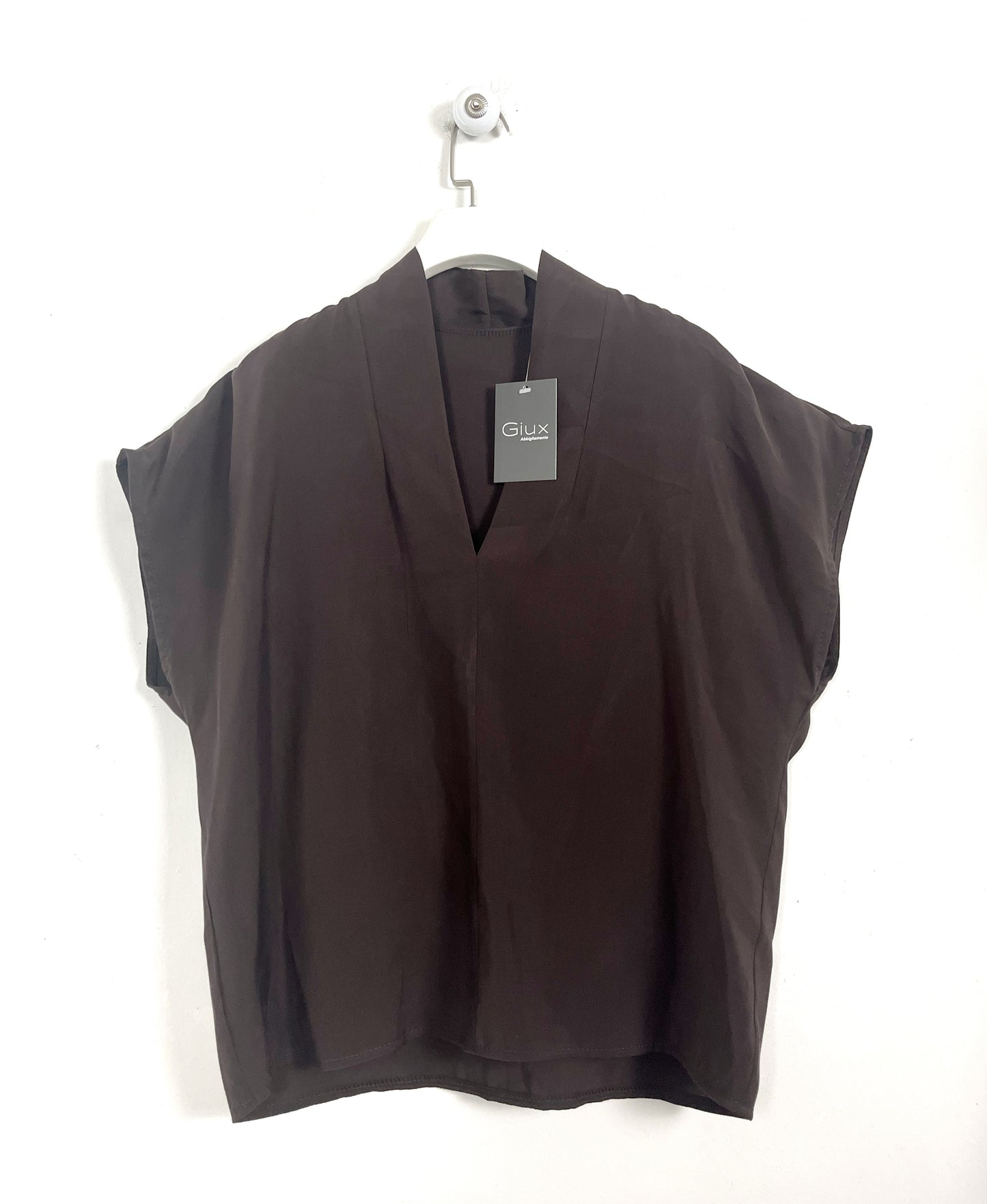 Blusa Viscosa a V ⬛️