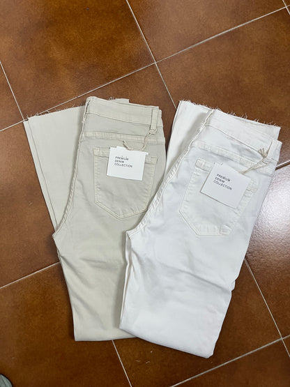 Jeans Trombetta Colorato ⬛️