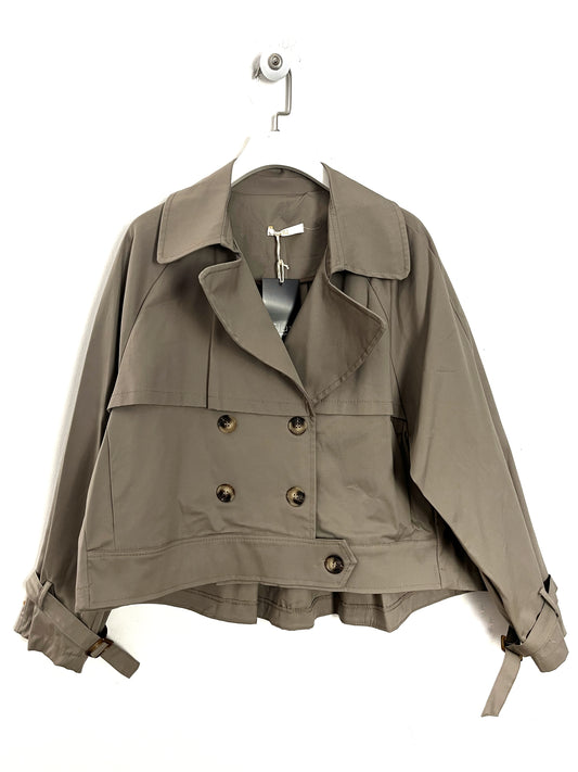 Trench corto