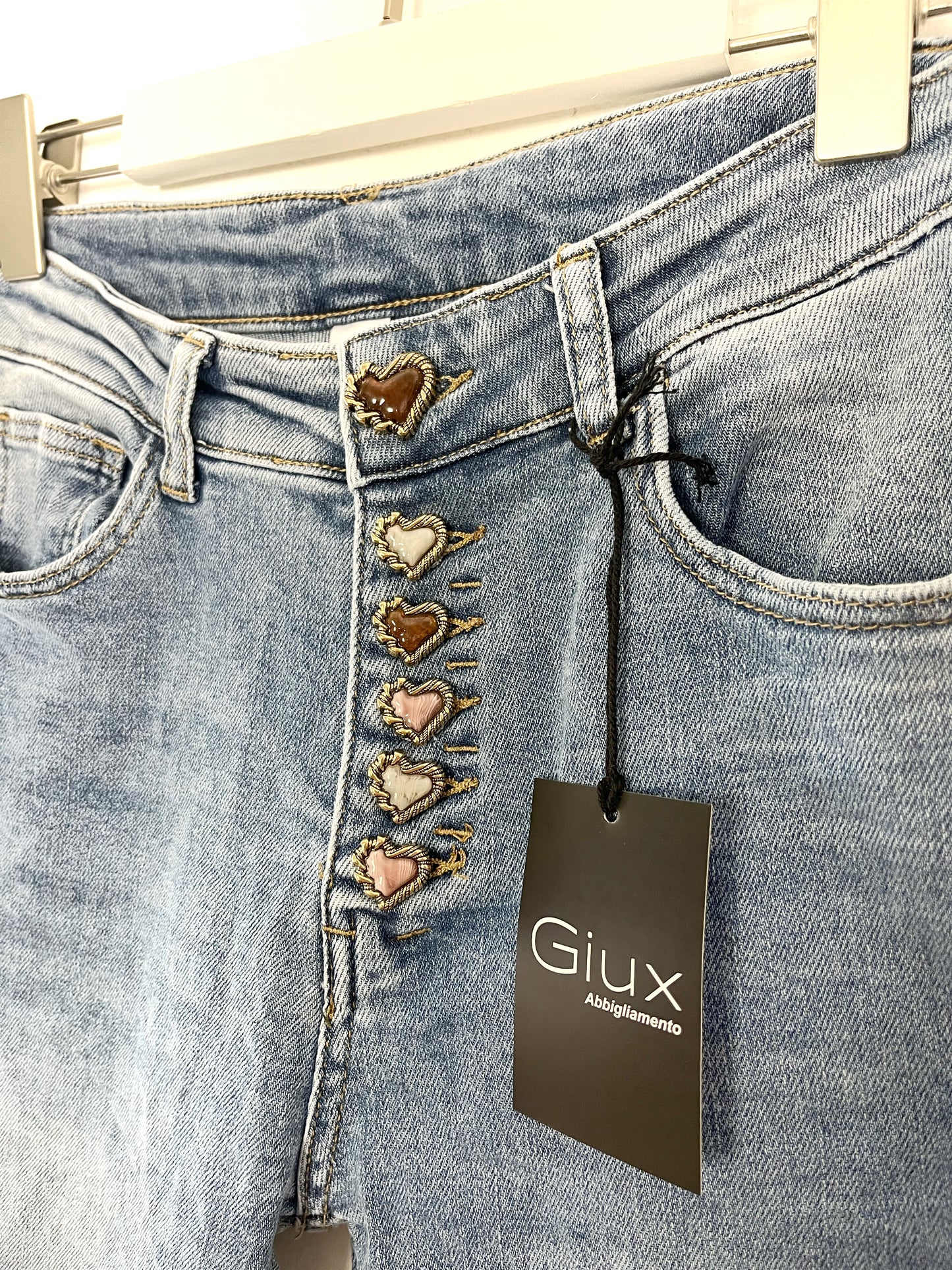 Jeans bottoni gioiello chiari ⬛️